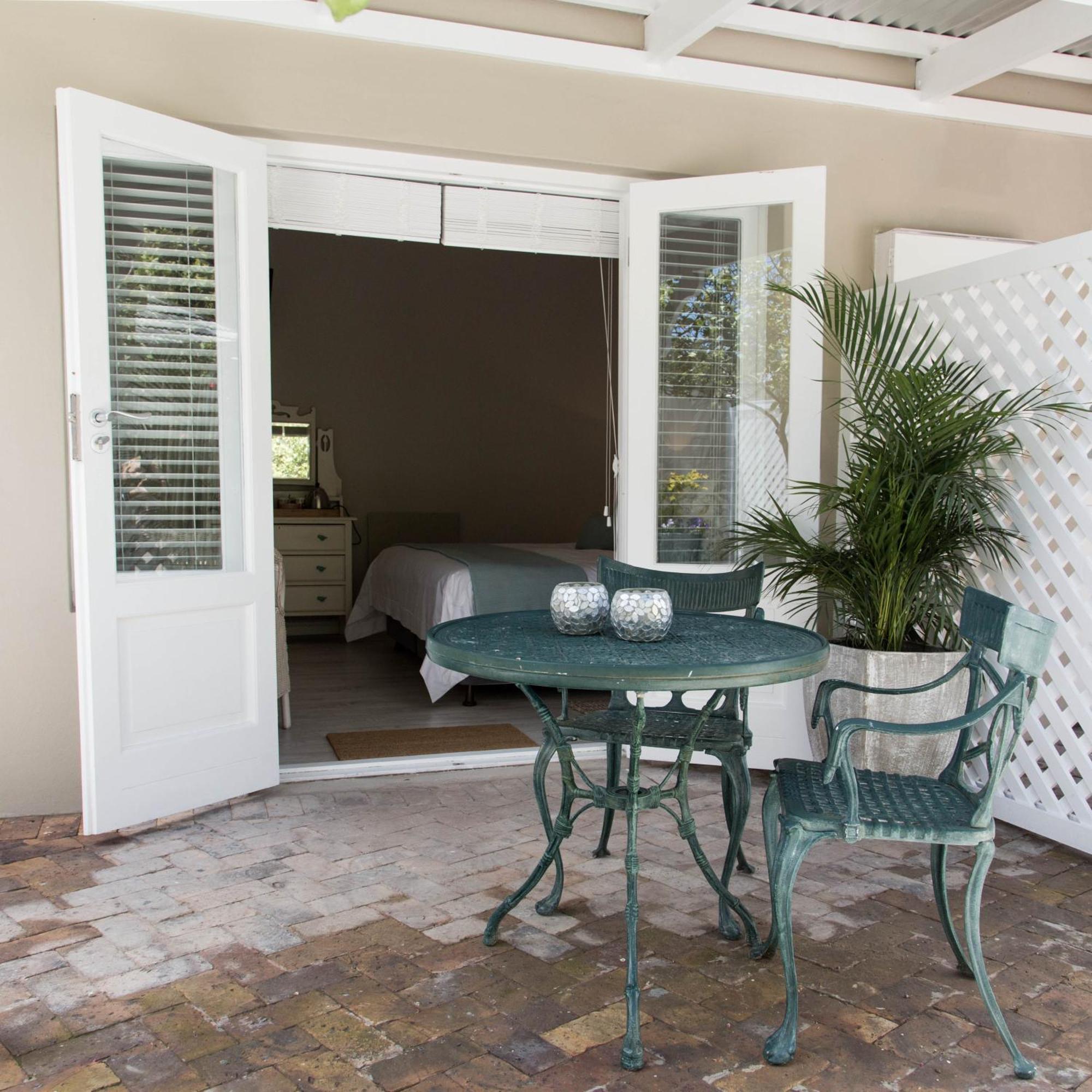 The Islander Knysna Guesthouse Exteriör bild